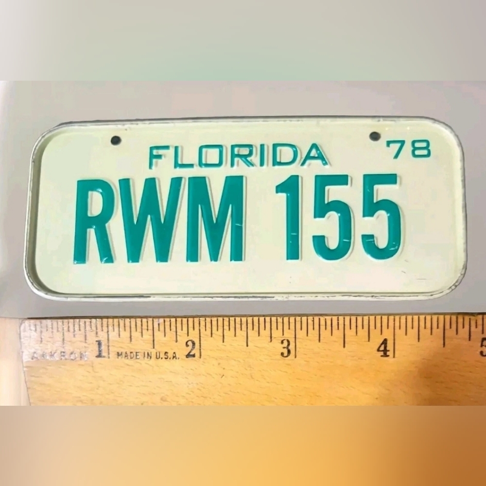 Vintage 1978 Metal FLORIDA Bicycle License Plate from Post Cereal 2" x 4 3/4"